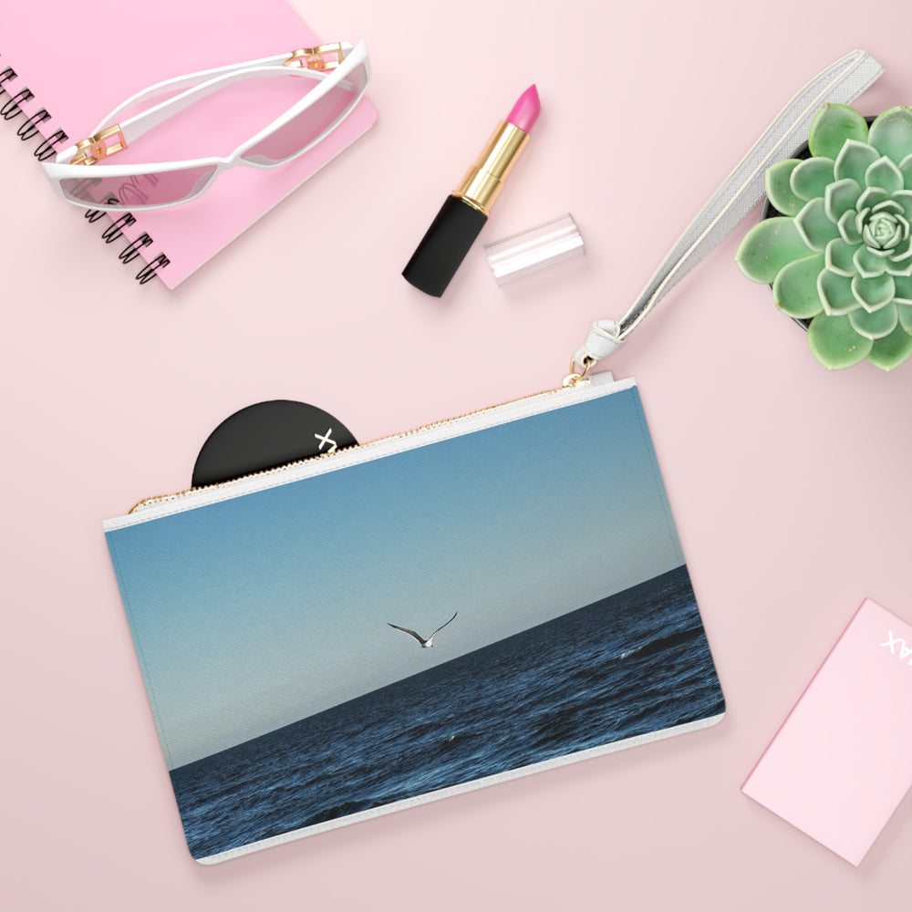 Lone Gull Soaring — Clutch Bag