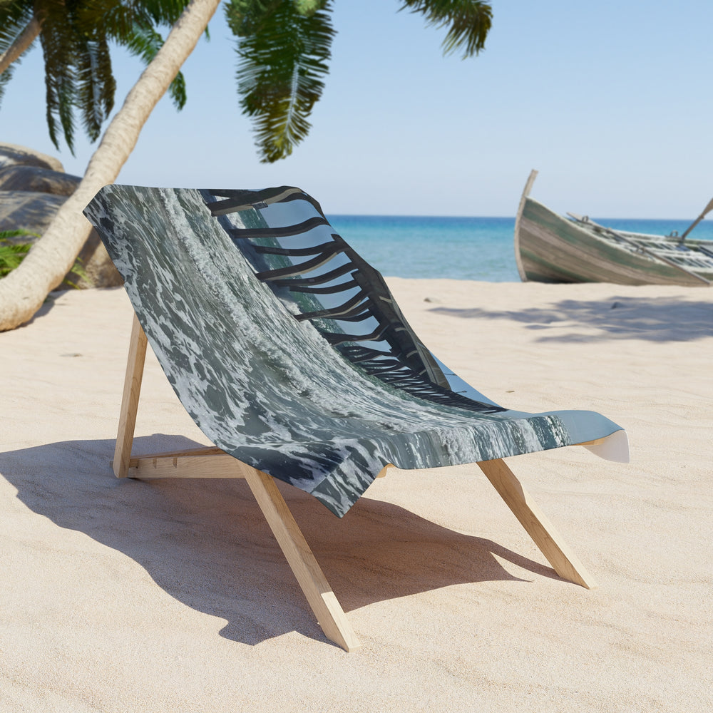 The Long Pier — Beach Towel